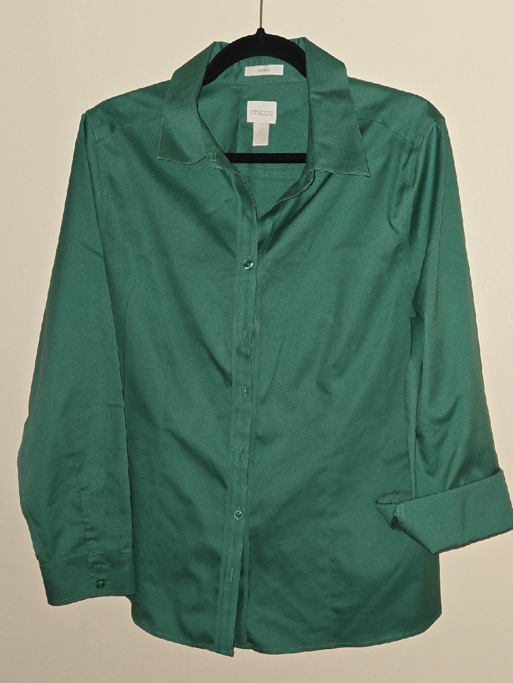 Chico's Women's Emerald Green Button-Front Dress Shirt
